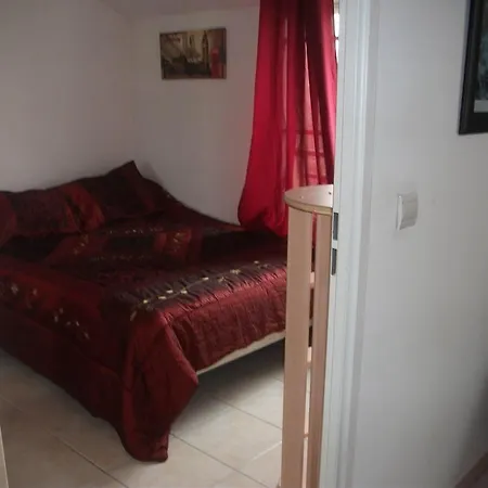 Appartamento La Vallee Accomodation *